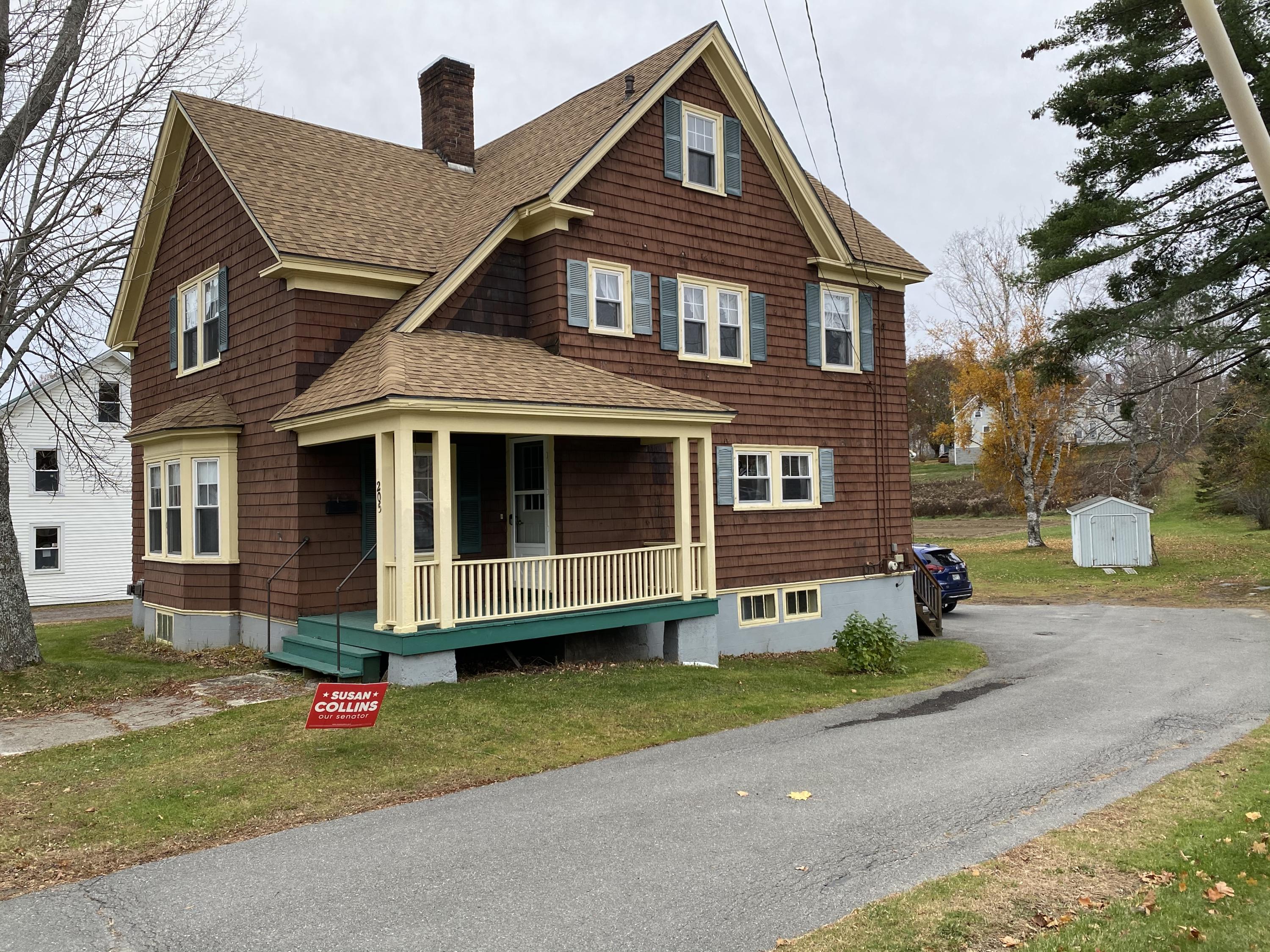 205 E Main Street Dover-foxcroft ME 04426