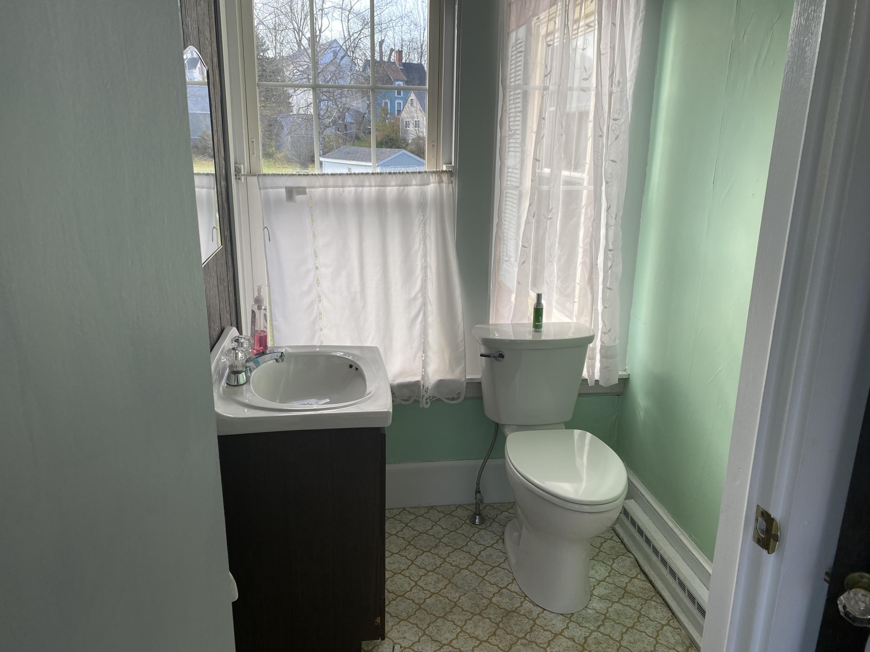 205 E Main Street Dover-foxcroft ME 04426