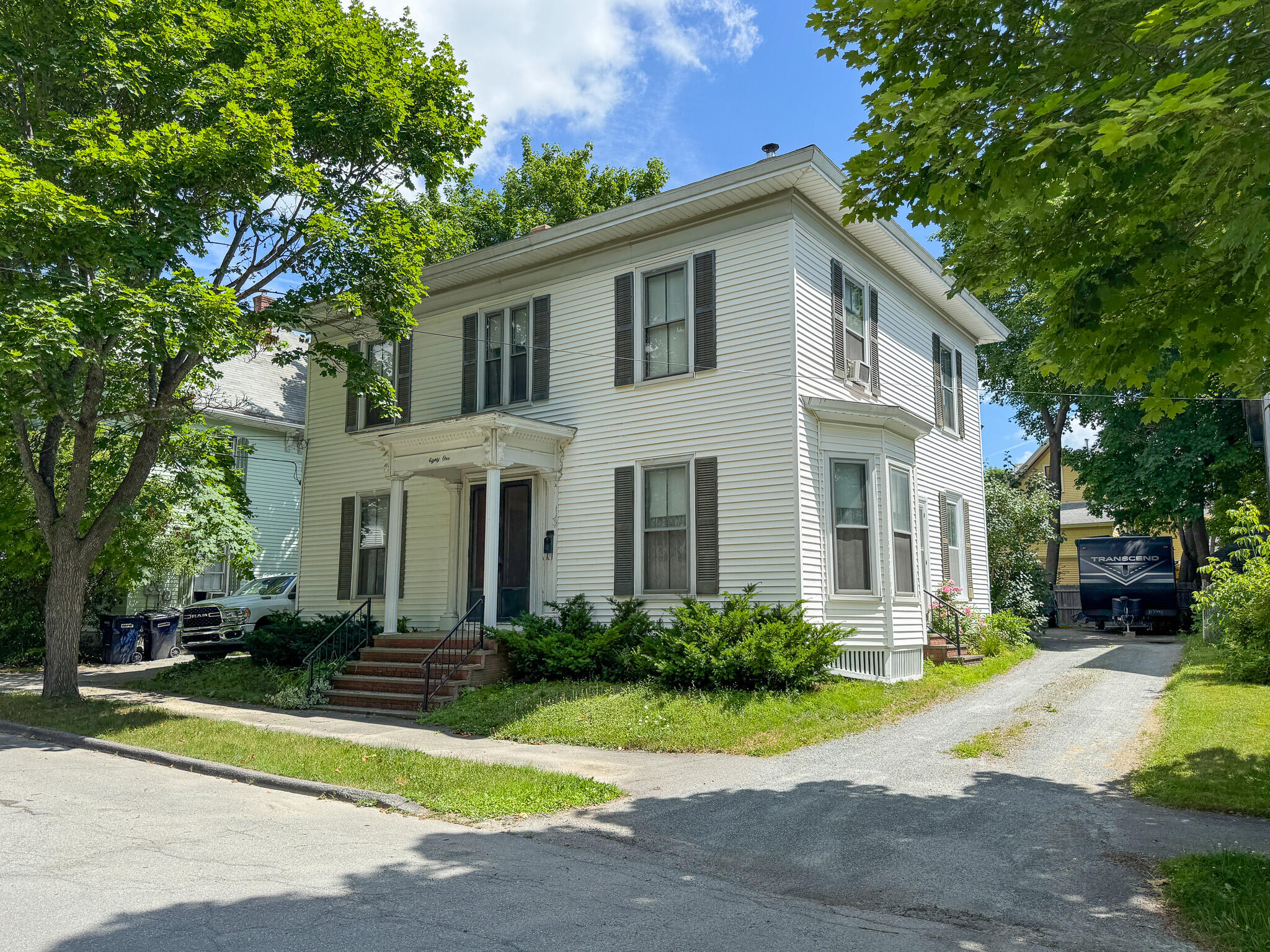 81 Parkview Avenue Bangor ME 04401