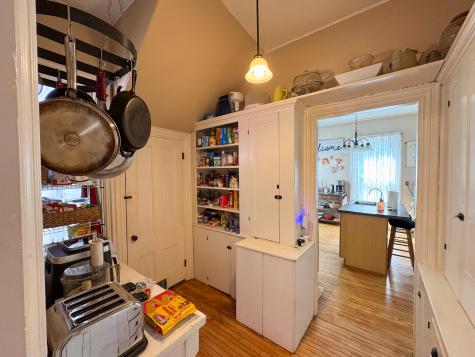 81 Parkview Avenue Bangor ME 04401