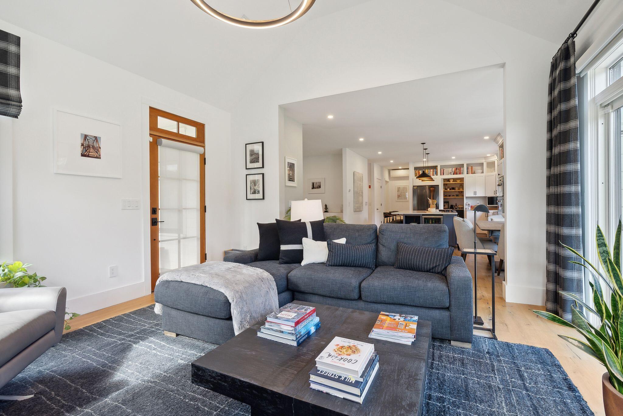 224 Spurwink Avenue Cape Elizabeth ME 04107