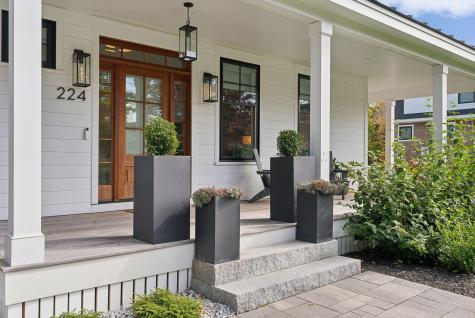 224 Spurwink Avenue Cape Elizabeth ME 04107