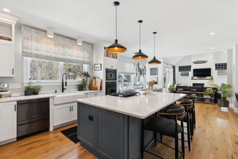 224 Spurwink Avenue Cape Elizabeth ME 04107