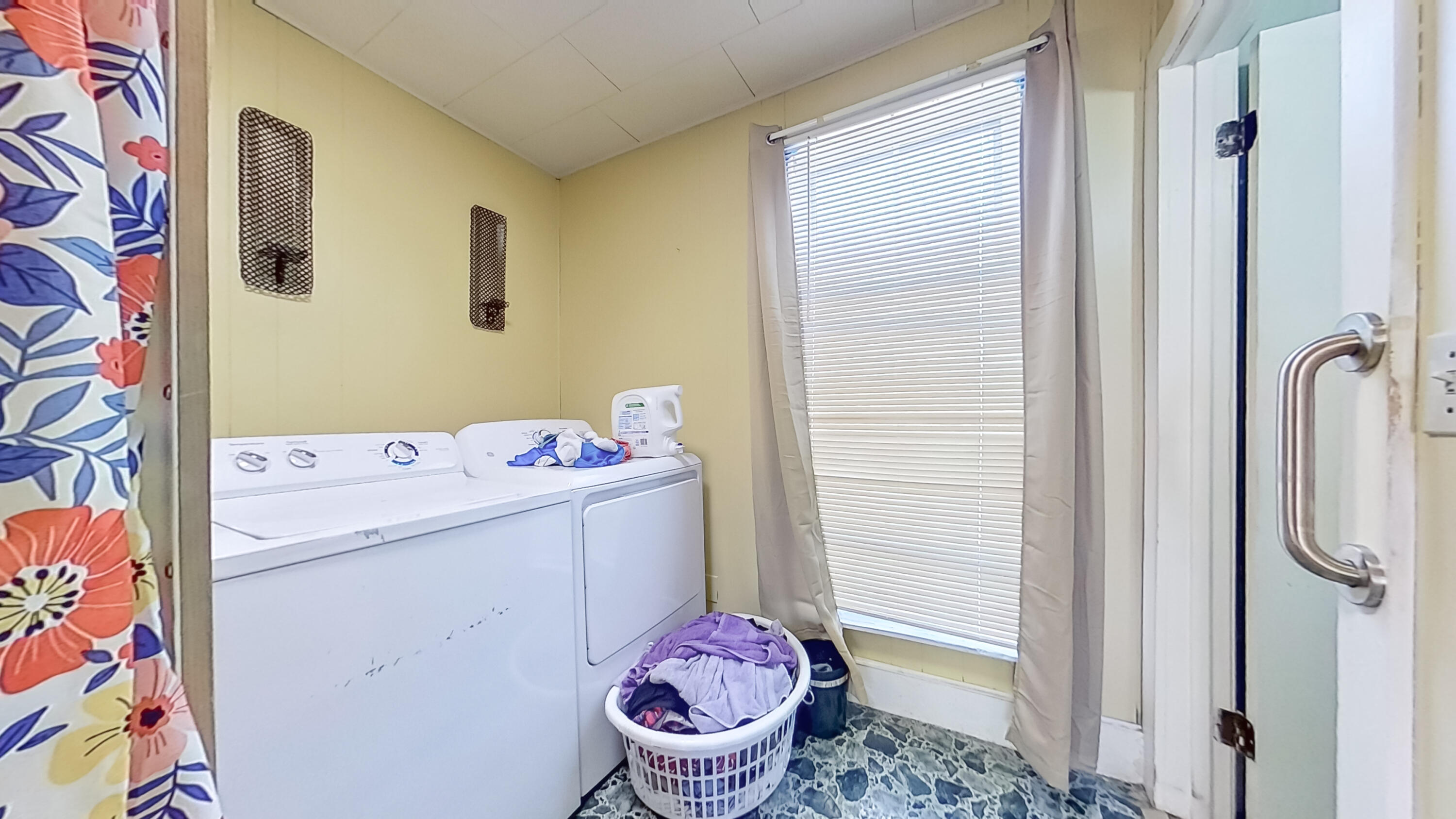 26 Gay Street Rockland ME 04841