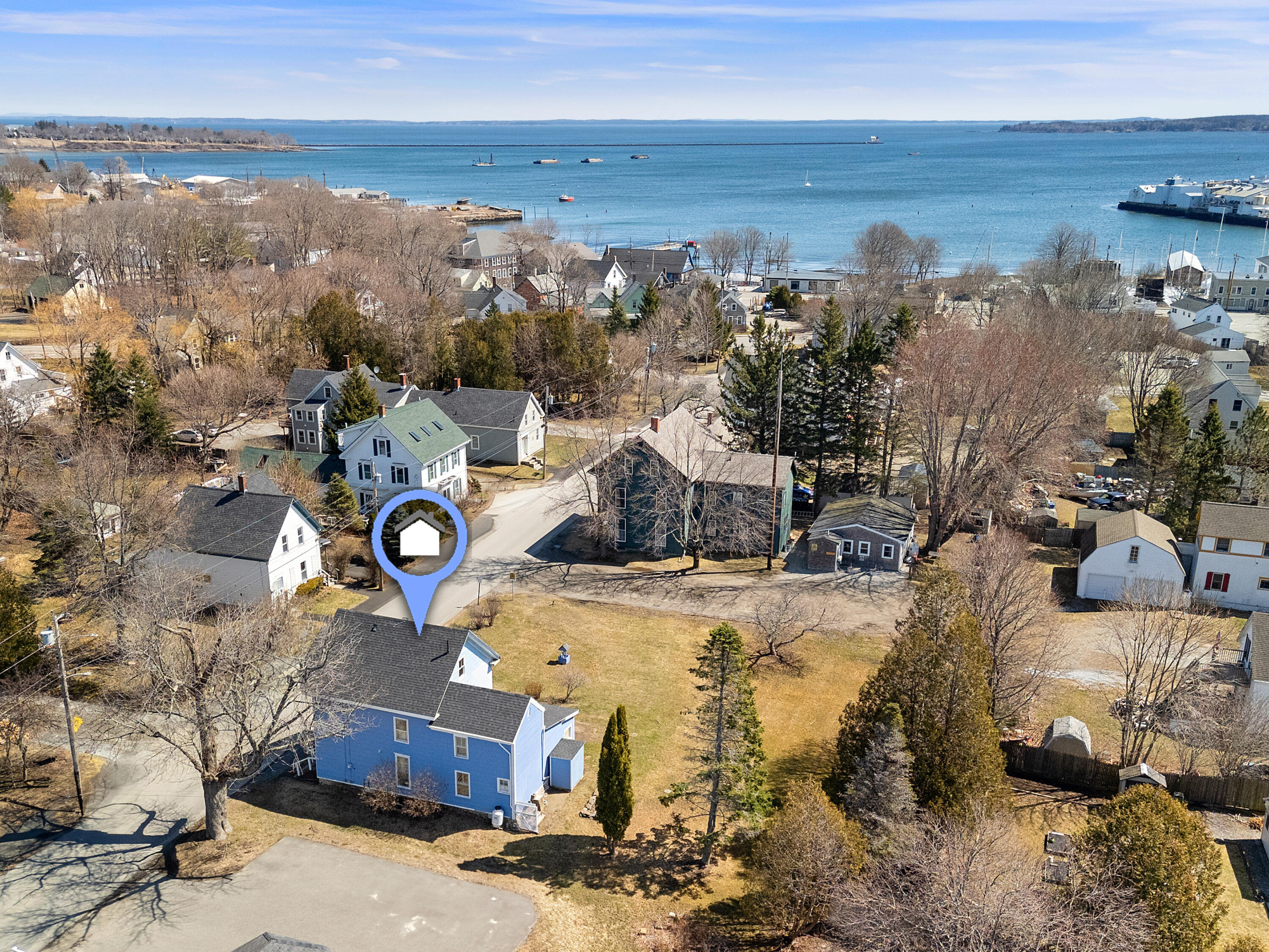 26 Gay Street Rockland ME 04841