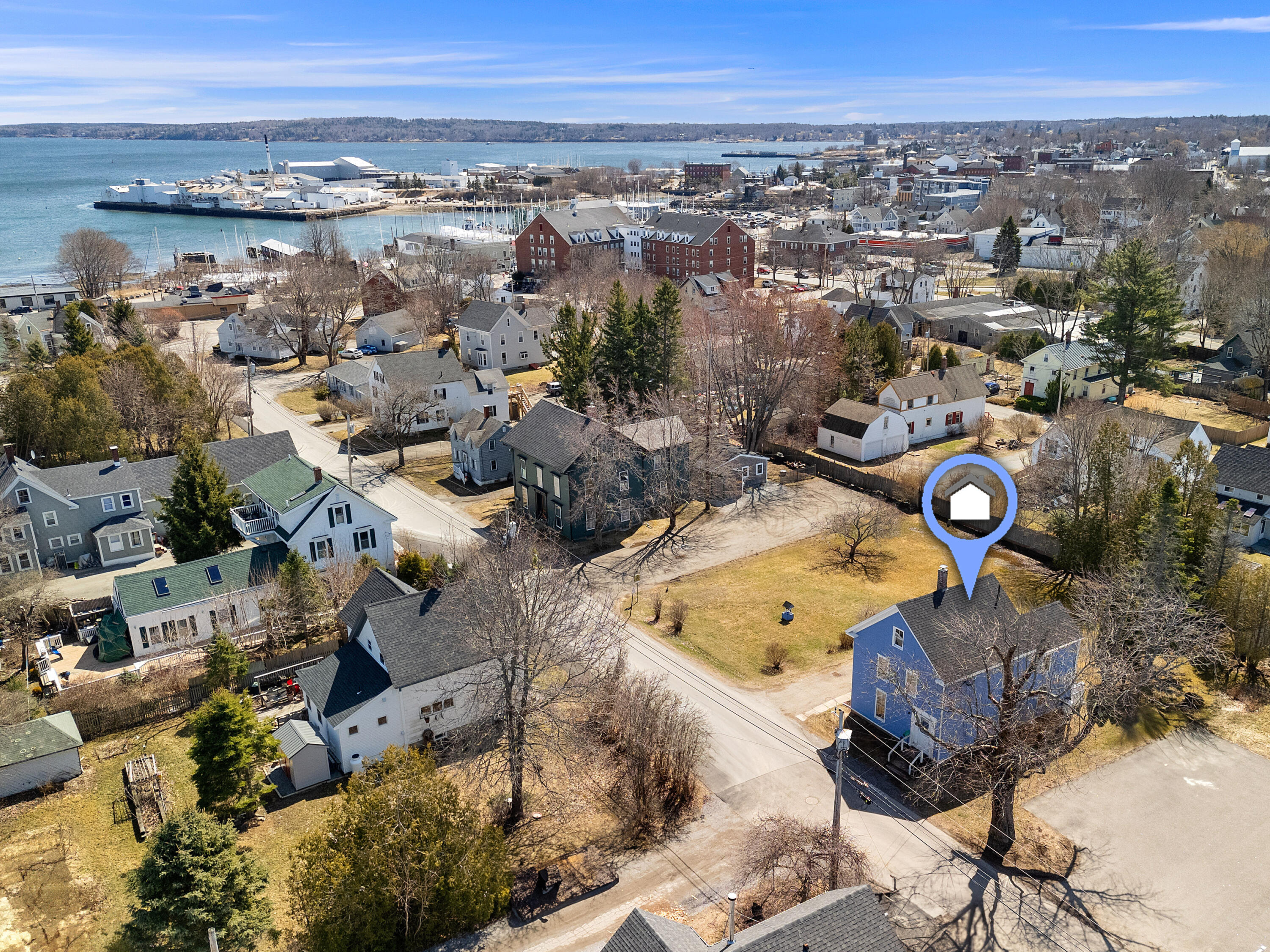 26 Gay Street Rockland ME 04841