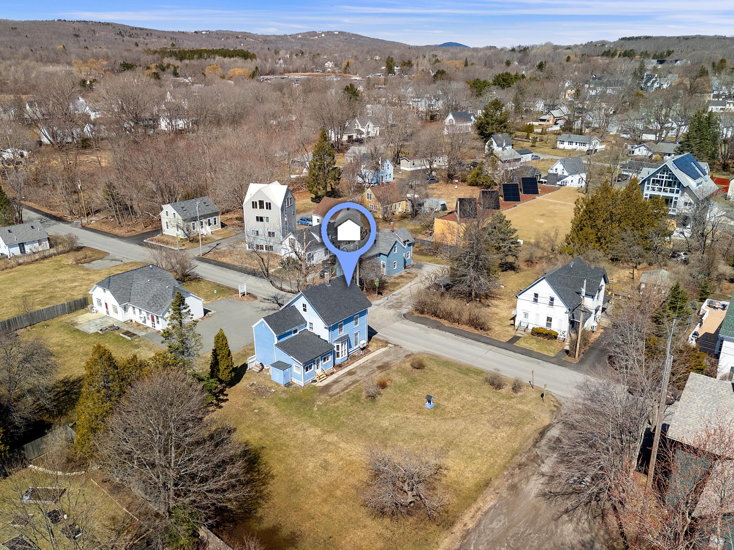 26 Gay Street Rockland ME 04841