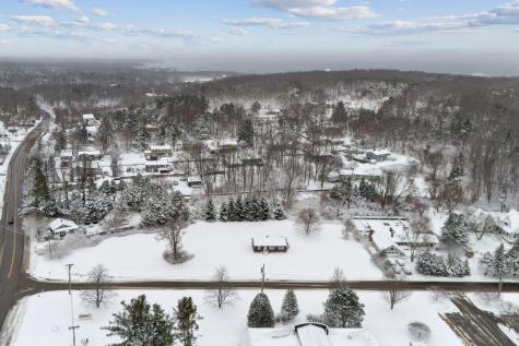 4 Broad Cove Road Cape Elizabeth ME 04107