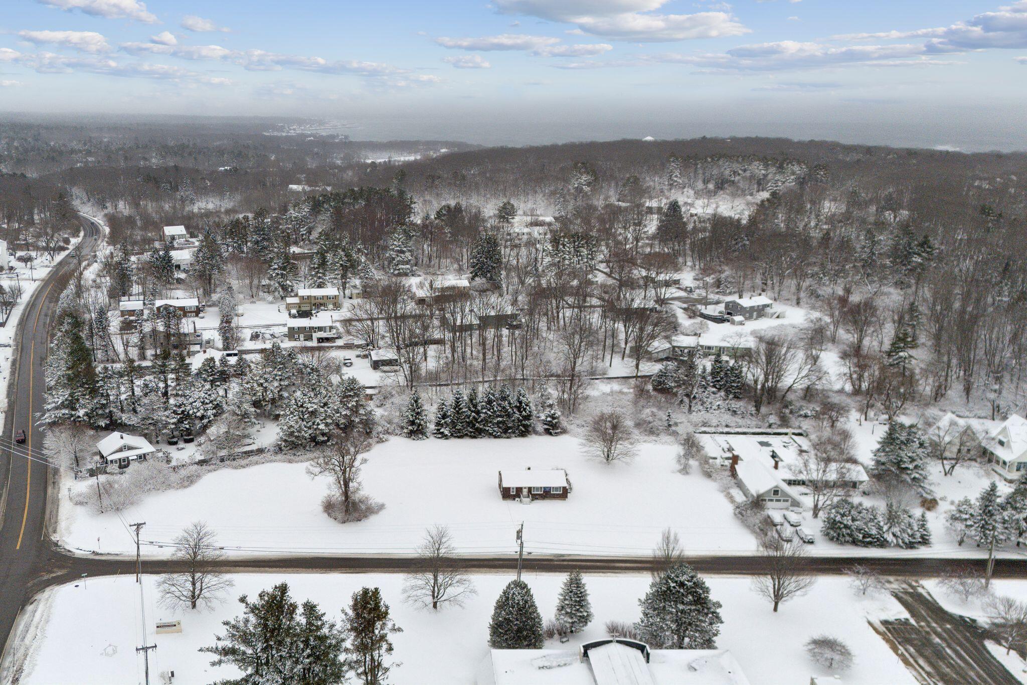 4 Broad Cove Road Cape Elizabeth ME 04107