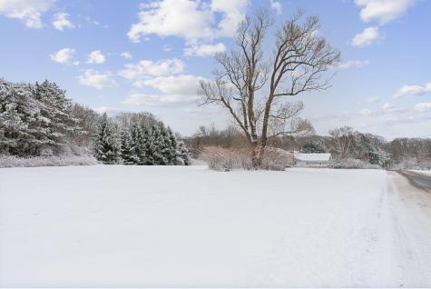 4 Broad Cove Road Cape Elizabeth ME 04107