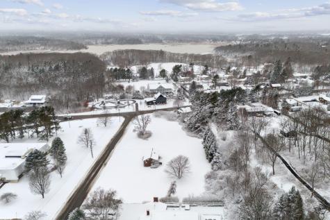 4 Broad Cove Road Cape Elizabeth ME 04107