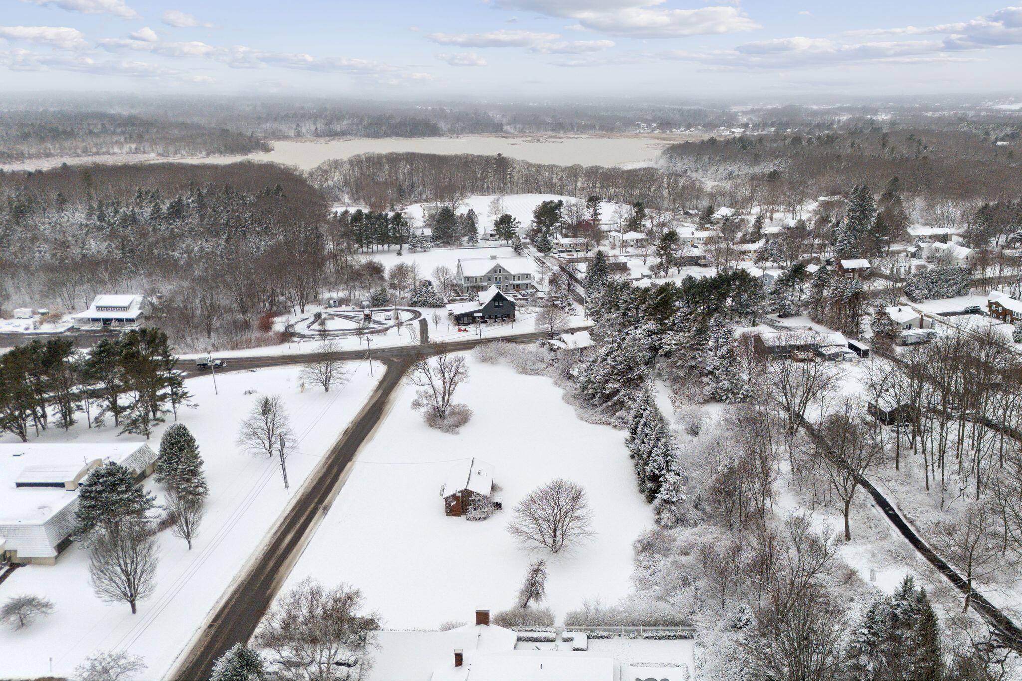 4 Broad Cove Road Cape Elizabeth ME 04107