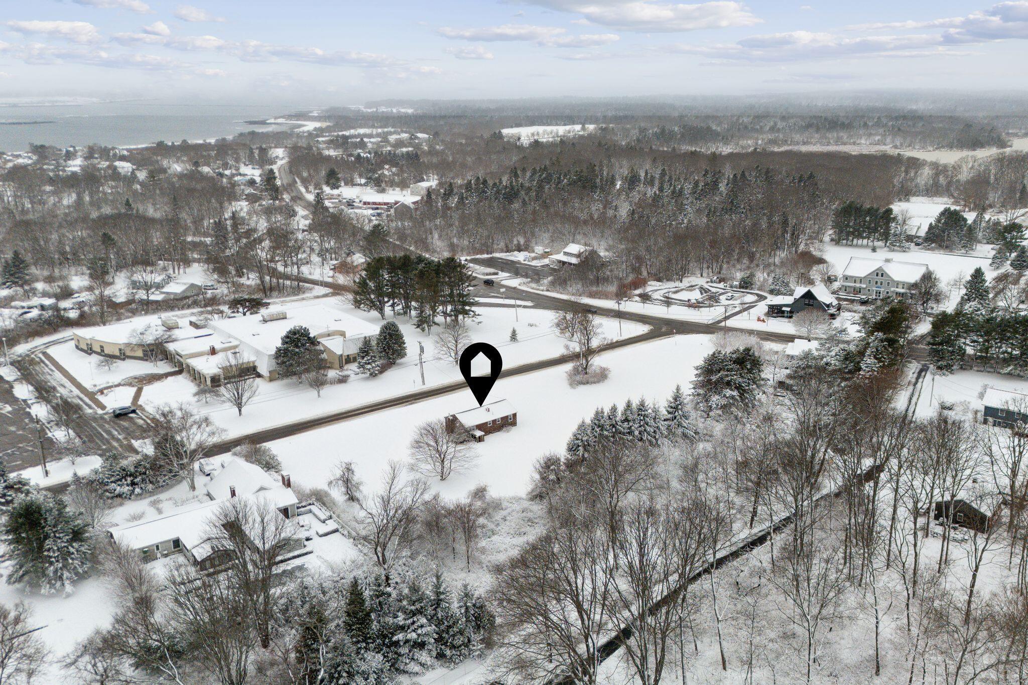 4 Broad Cove Road Cape Elizabeth ME 04107