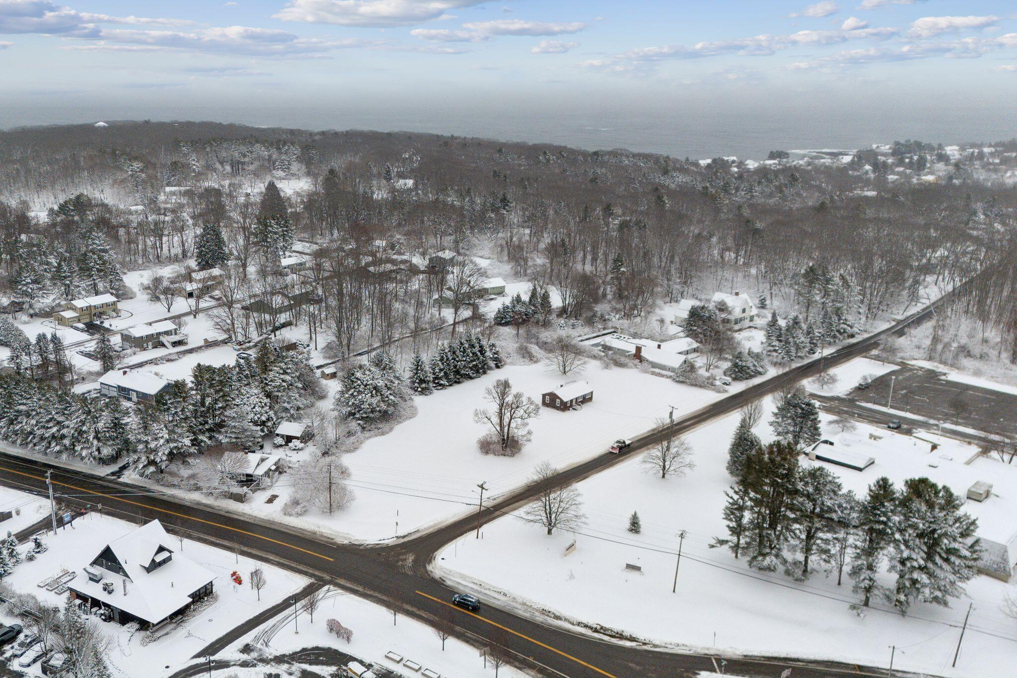 4 Broad Cove Road Cape Elizabeth ME 04107