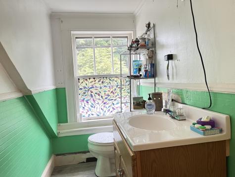 252 Gamage Avenue Auburn ME 04210
