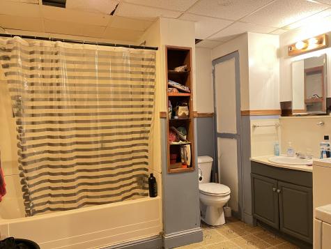 252 Gamage Avenue Auburn ME 04210