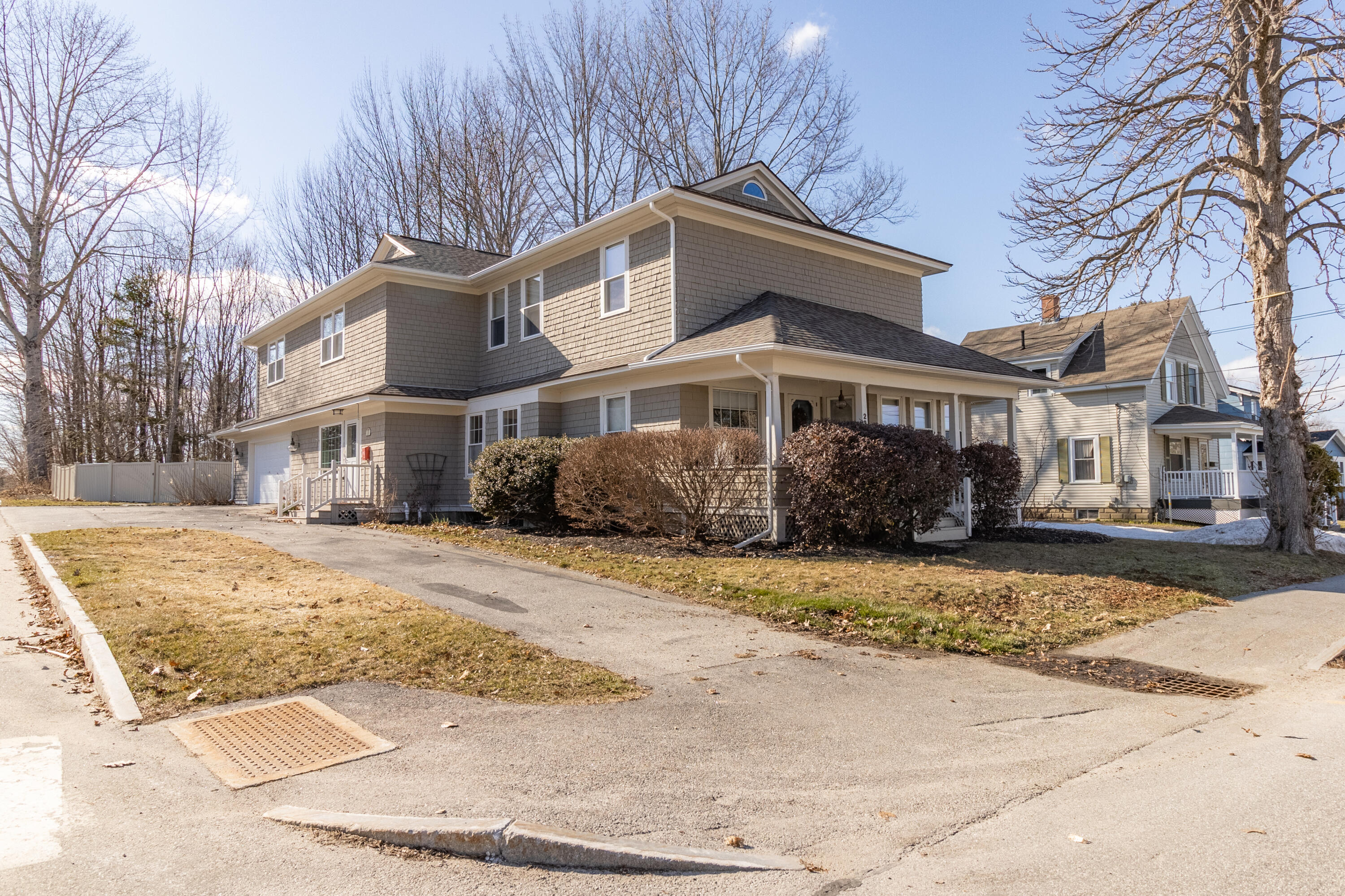 231 Cook Street Auburn ME 04210