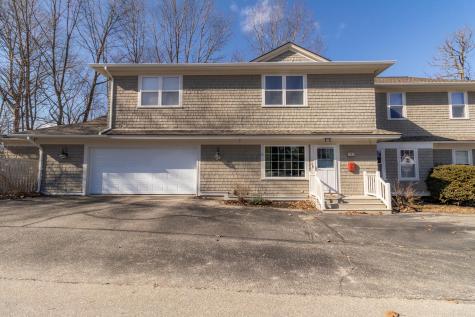 231 Cook Street Auburn ME 04210