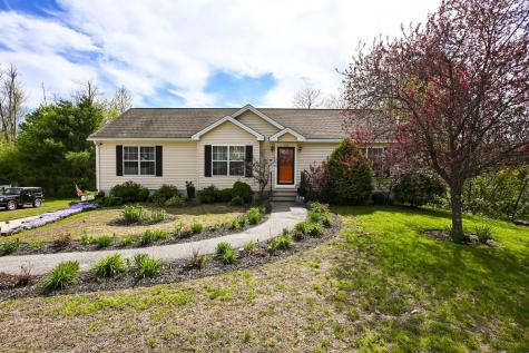 25 Ireland Drive Berwick ME 03901