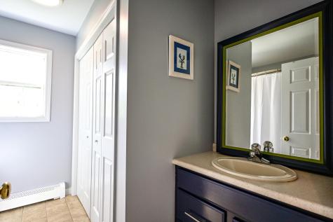 25 Ireland Drive Berwick ME 03901