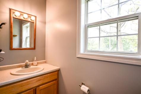 25 Ireland Drive Berwick ME 03901