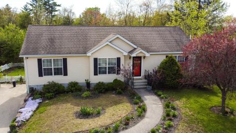 25 Ireland Drive Berwick ME 03901