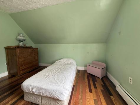 7 Bates Street Sanford ME 04073