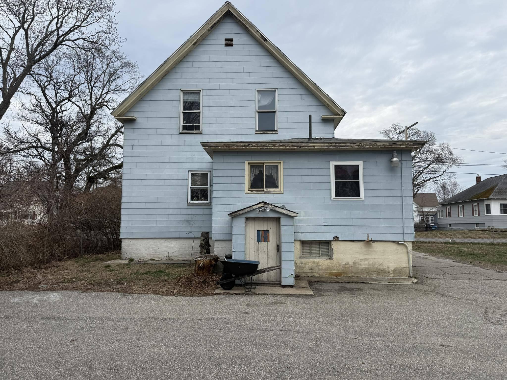 7 Bates Street Sanford ME 04073
