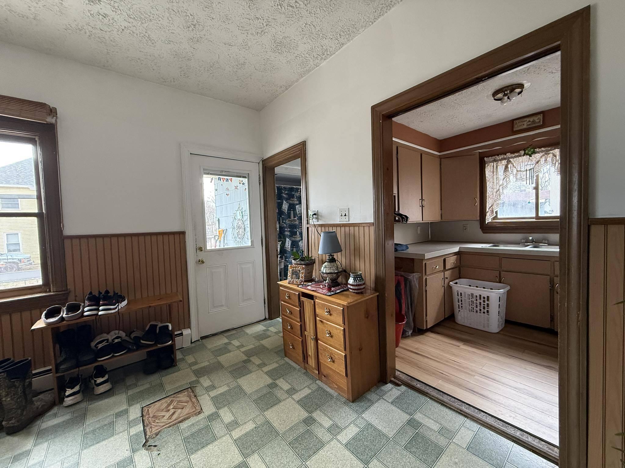 7 Bates Street Sanford ME 04073