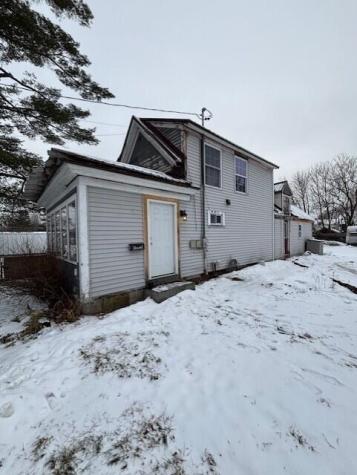 8 Chestnut Street Skowhegan ME 04976