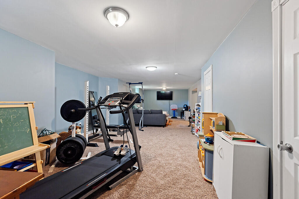 108 Libby Lane West Gardiner ME 04345