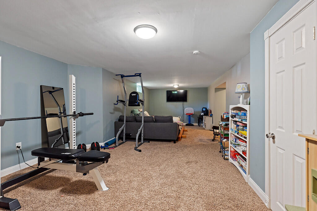 108 Libby Lane West Gardiner ME 04345