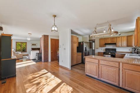 1312 Middle Road Dresden ME 04342