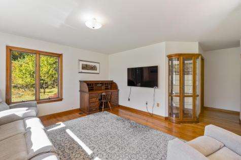 1312 Middle Road Dresden ME 04342