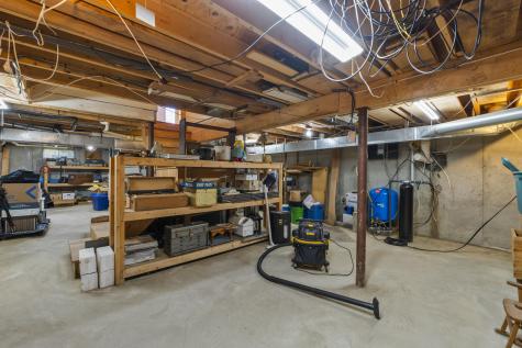 1312 Middle Road Dresden ME 04342