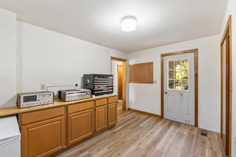 1312 Middle Road Dresden ME 04342