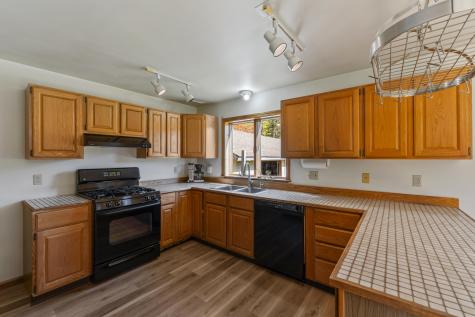 1312 Middle Road Dresden ME 04342