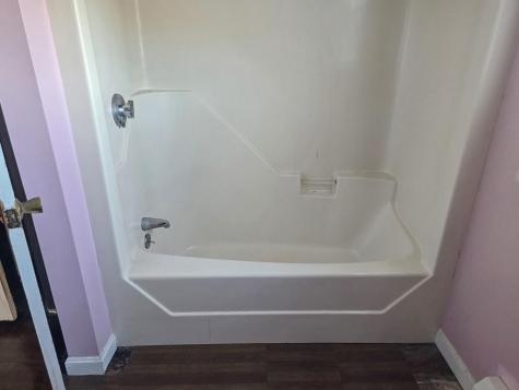 108 Maple Lane Poland ME 04274