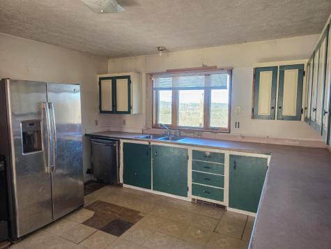108 Maple Lane Poland ME 04274