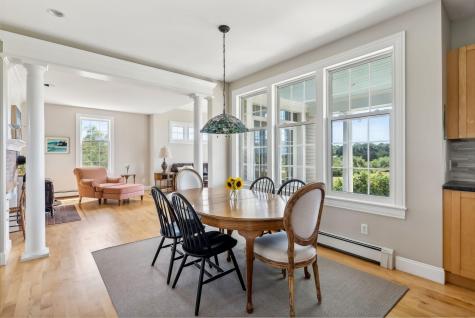 13 Wainwright Drive Cape Elizabeth ME 04107