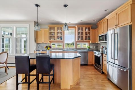 13 Wainwright Drive Cape Elizabeth ME 04107