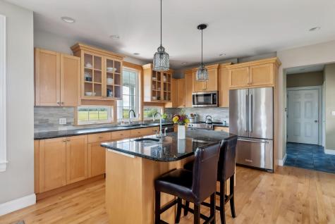 13 Wainwright Drive Cape Elizabeth ME 04107