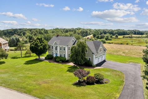 13 Wainwright Drive Cape Elizabeth ME 04107