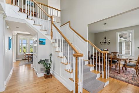 13 Wainwright Drive Cape Elizabeth ME 04107