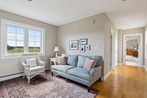 13 Wainwright Drive Cape Elizabeth ME 04107