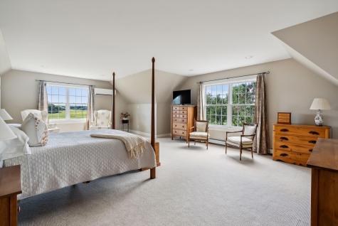 13 Wainwright Drive Cape Elizabeth ME 04107