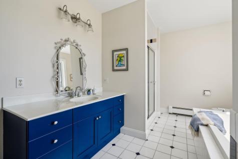 13 Wainwright Drive Cape Elizabeth ME 04107