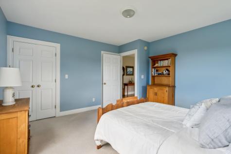 13 Wainwright Drive Cape Elizabeth ME 04107