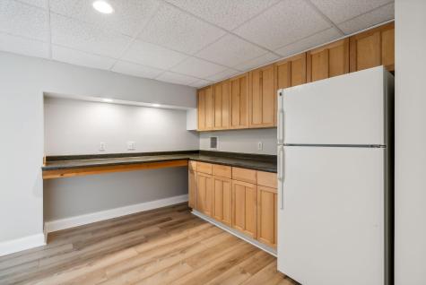 13 Wainwright Drive Cape Elizabeth ME 04107