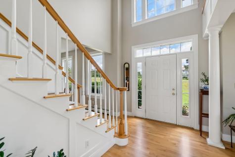 13 Wainwright Drive Cape Elizabeth ME 04107